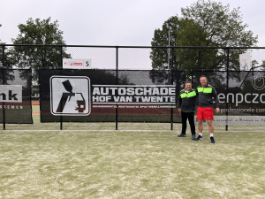 Hoofdsponsor Autoschade Hof van Twente